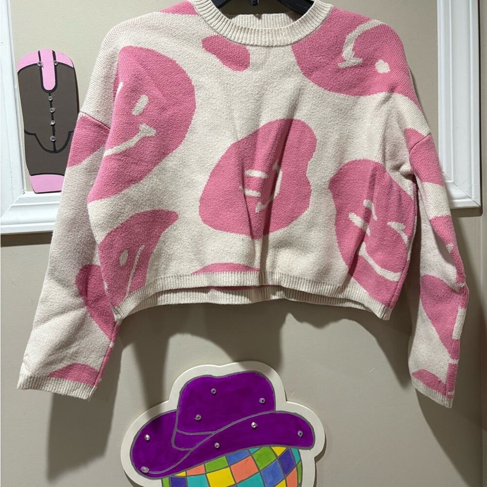 Stylish Pink and‎ Cream Knit Sweater